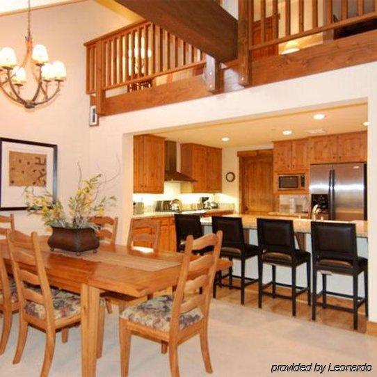 Snowcreek Vacation 4*