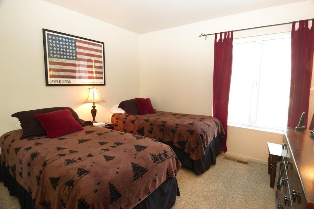 Snowcreek Vacation Resort 4*